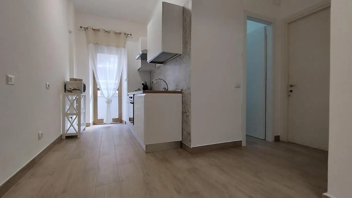 102 Dreamhouse Metropolitana B Libia Apartment Rome 0*,  Italy